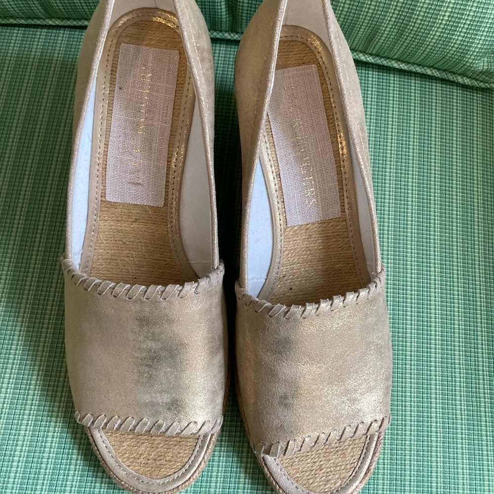 NIB Jack Rogers Gold Palmer Wedge Espadrilles